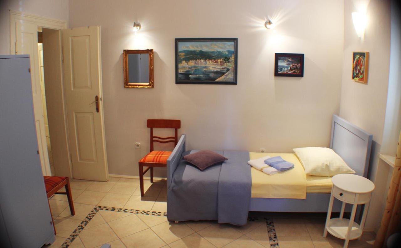 Adagio Theatre Apartment สปลิท ภายนอก รูปภาพ
